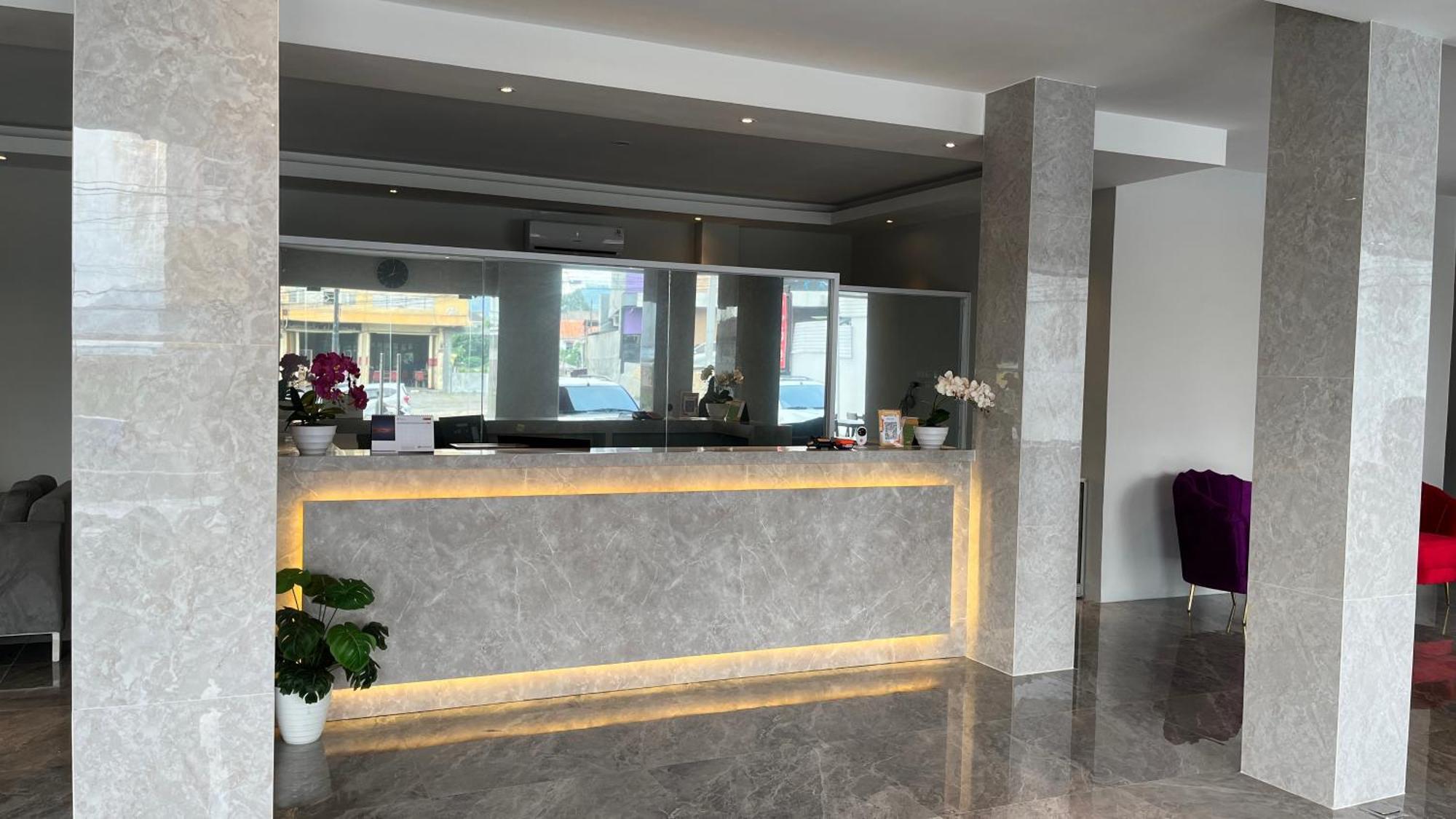 Reddoorz Premium At Jalan Diponegoro Lampung Ξενοδοχείο Μπαντάρ Λαμπούνγκ Εξωτερικό φωτογραφία
