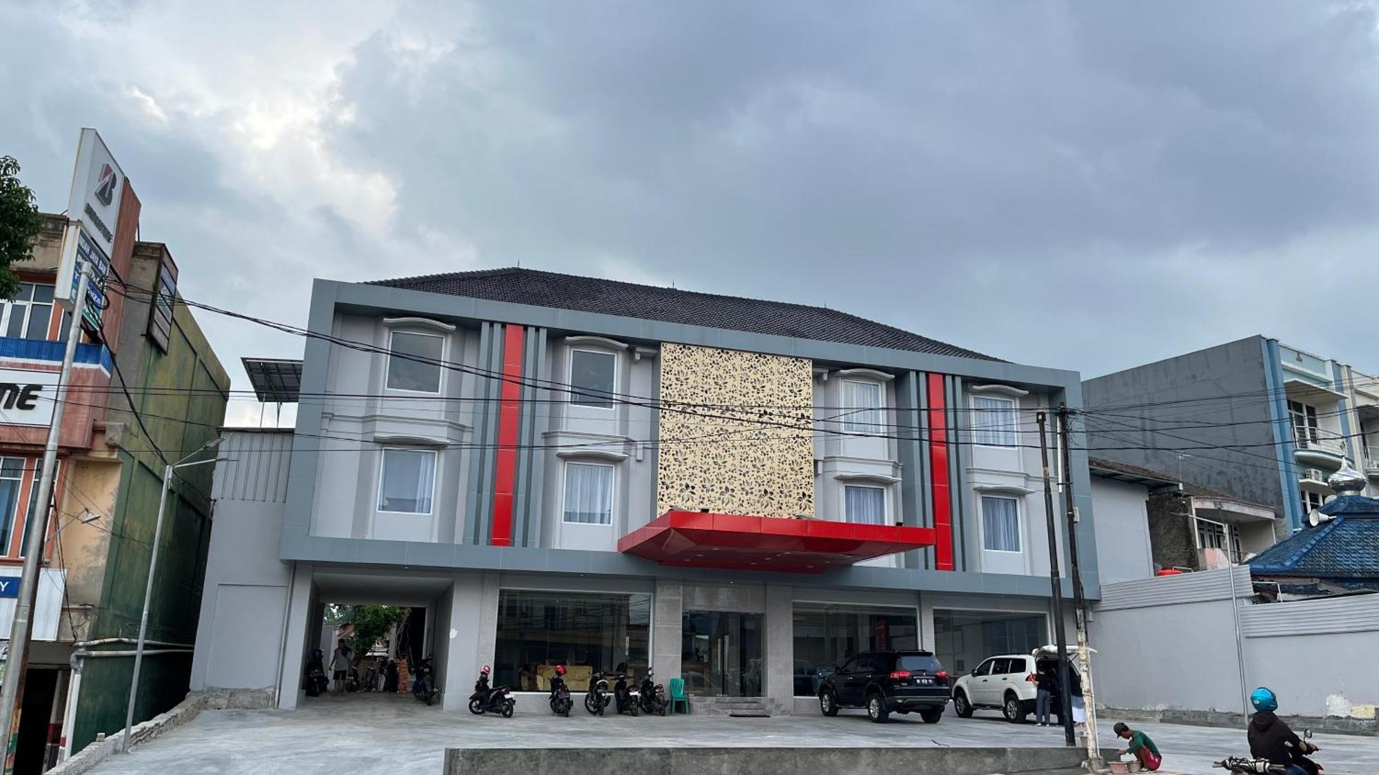 Reddoorz Premium At Jalan Diponegoro Lampung Ξενοδοχείο Μπαντάρ Λαμπούνγκ Εξωτερικό φωτογραφία