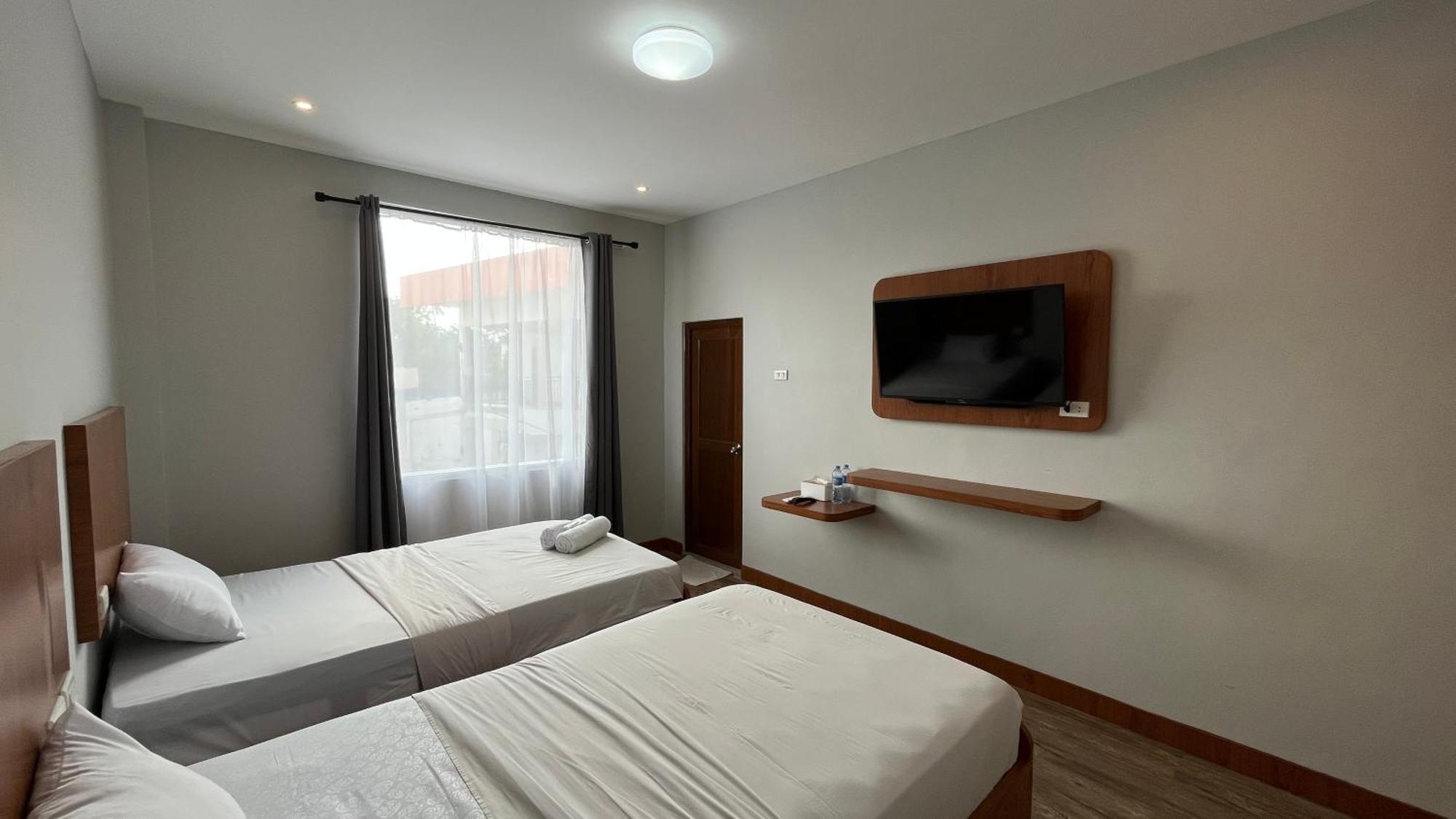 Reddoorz Premium At Jalan Diponegoro Lampung Ξενοδοχείο Μπαντάρ Λαμπούνγκ Εξωτερικό φωτογραφία
