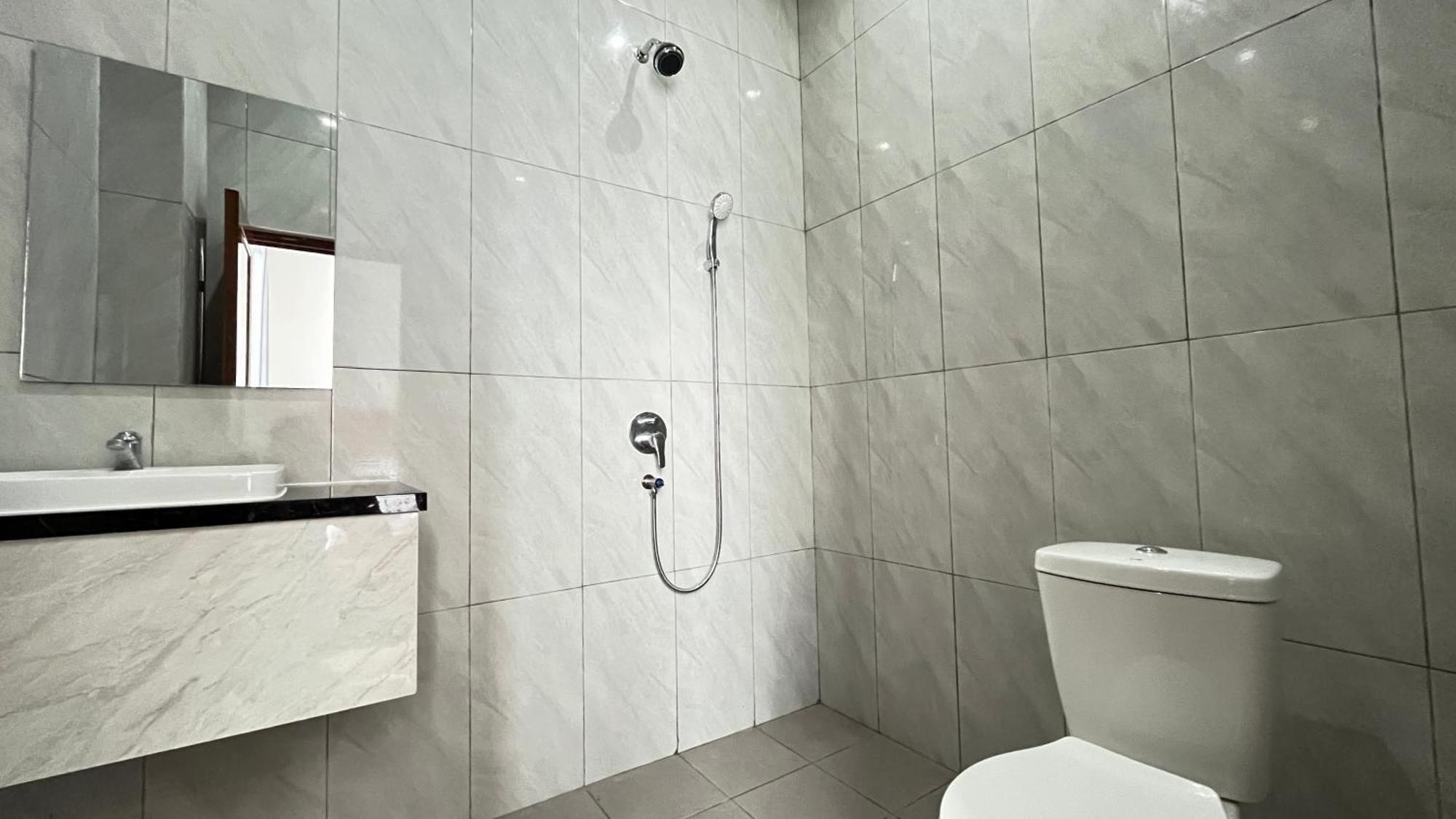 Reddoorz Premium At Jalan Diponegoro Lampung Ξενοδοχείο Μπαντάρ Λαμπούνγκ Εξωτερικό φωτογραφία