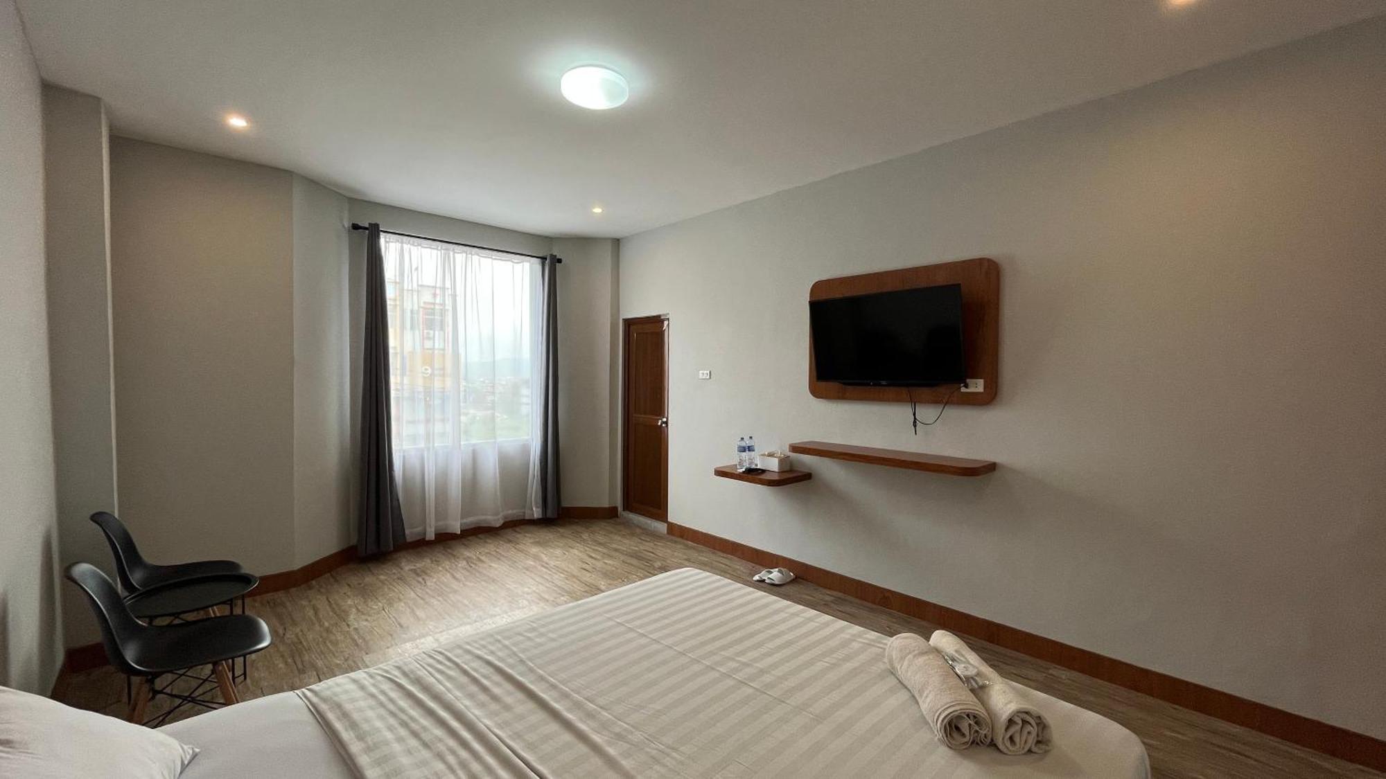 Reddoorz Premium At Jalan Diponegoro Lampung Ξενοδοχείο Μπαντάρ Λαμπούνγκ Εξωτερικό φωτογραφία