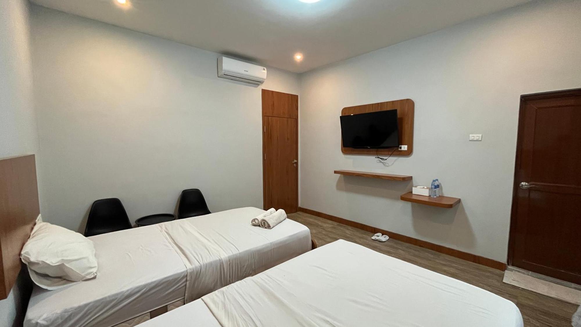 Reddoorz Premium At Jalan Diponegoro Lampung Ξενοδοχείο Μπαντάρ Λαμπούνγκ Εξωτερικό φωτογραφία
